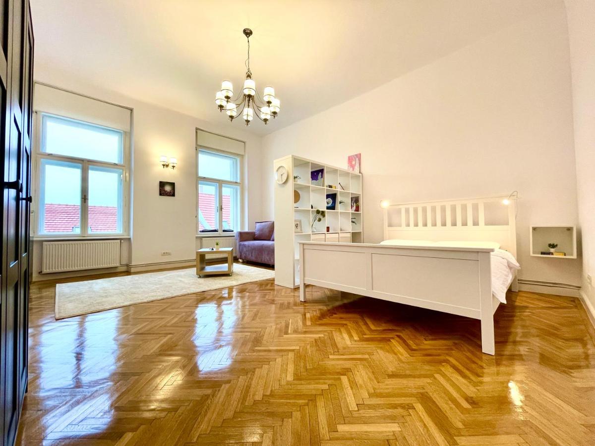 Ferienwohnung Grandeur Timişoara Exterior foto